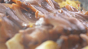 大火蒸至15分鐘即可。