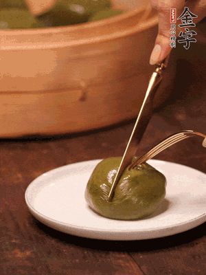 軟軟糯糯，香味可以秒殺99%的成品青團(tuán)